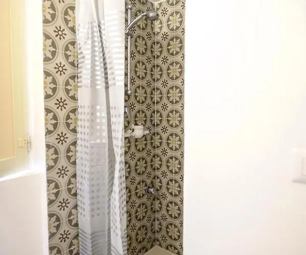 アパート Central Guest House ナポリ