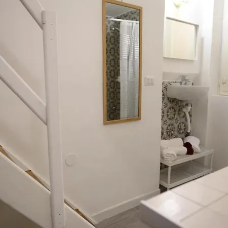 Apartmán Central Guest House *