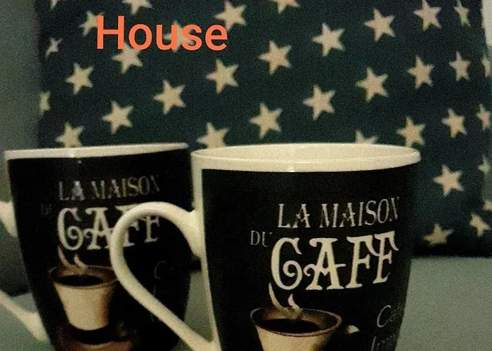 Central Guest House * Νάπολη